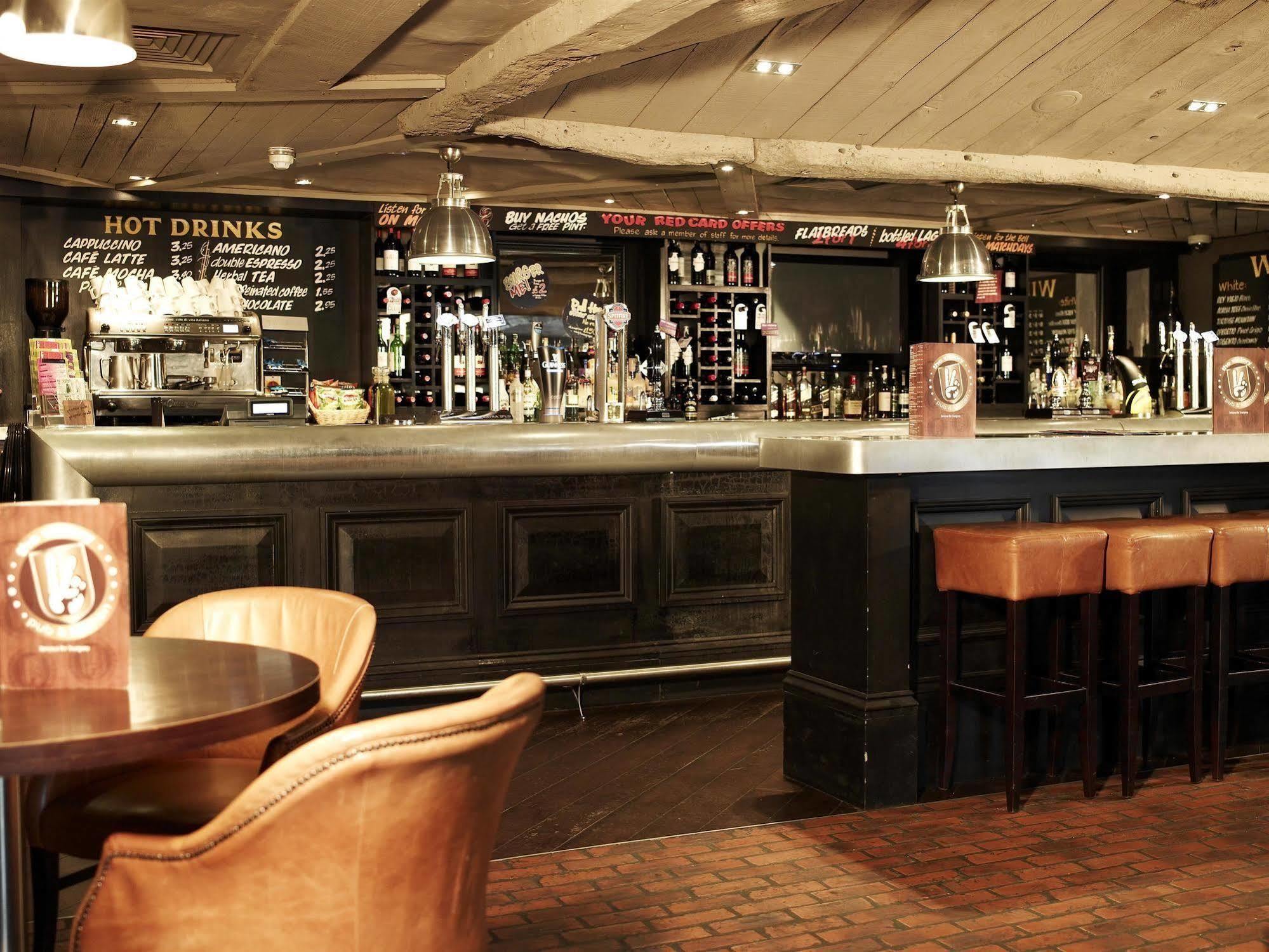 Village Hotel Solihull Eksteriør billede