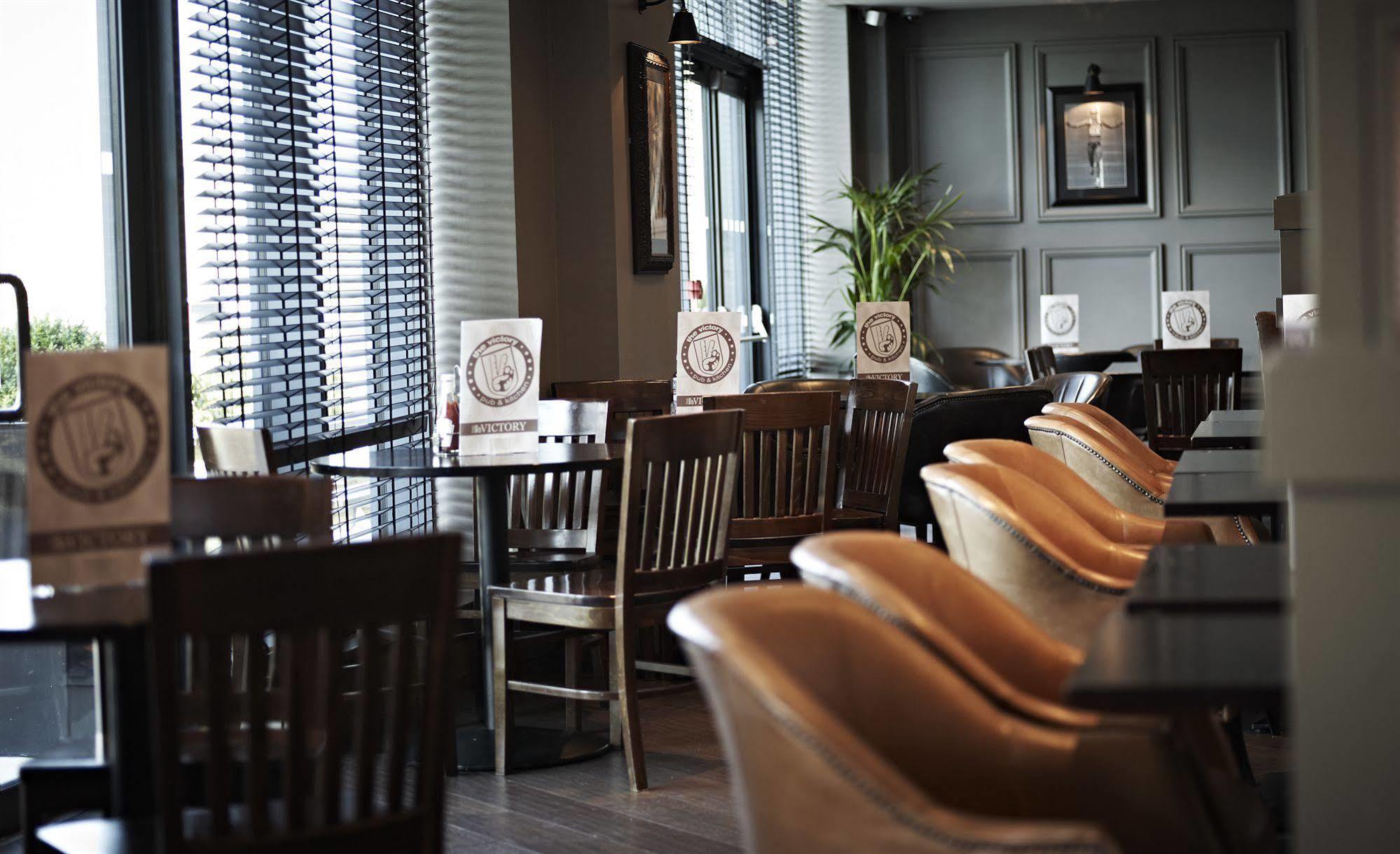 Village Hotel Solihull Eksteriør billede